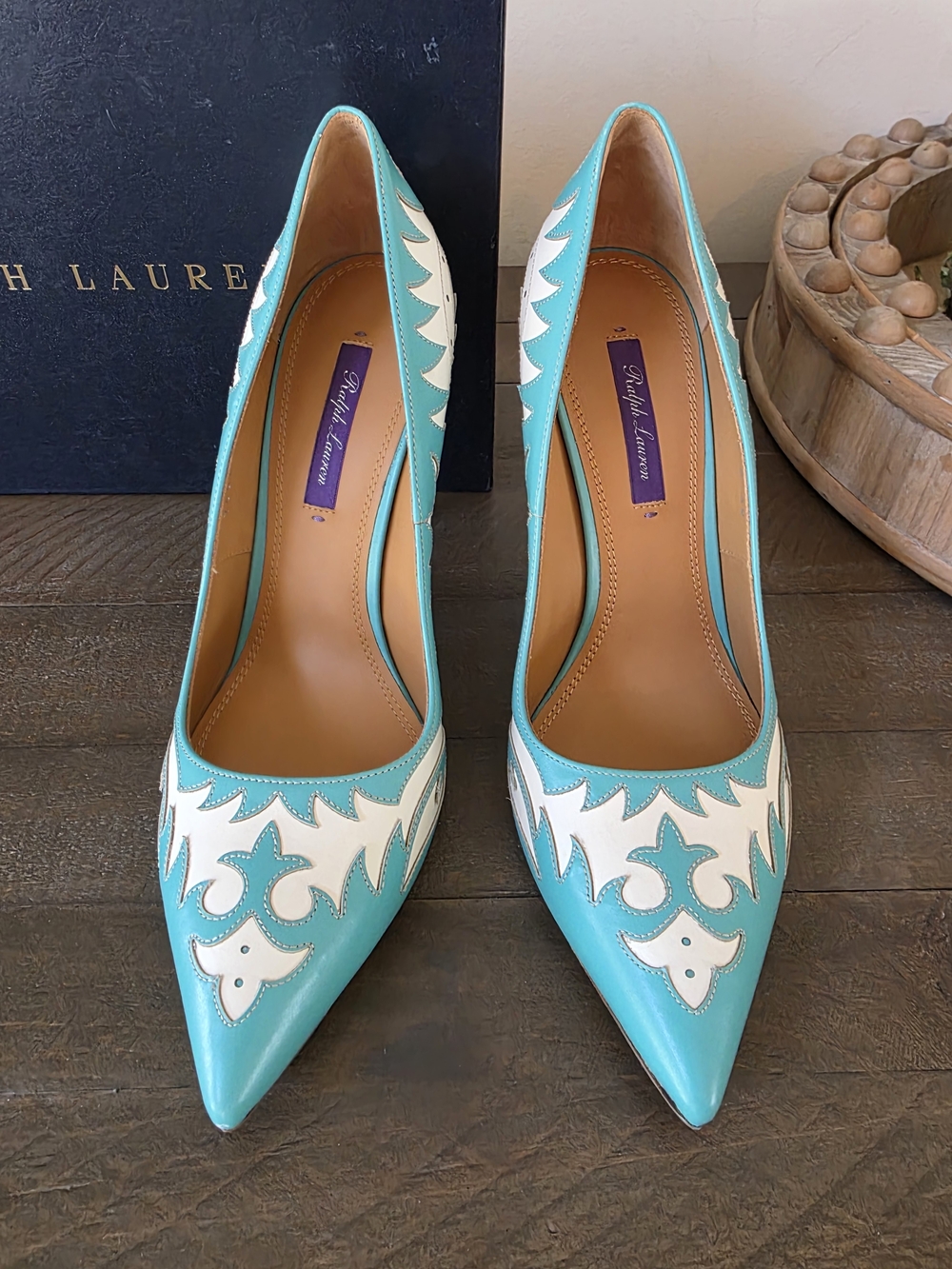 Ralph Lauren Made In Italy Celia Western Pumps Aqua Cream Leather - EU 39 US 8 - Picture 3 of 16